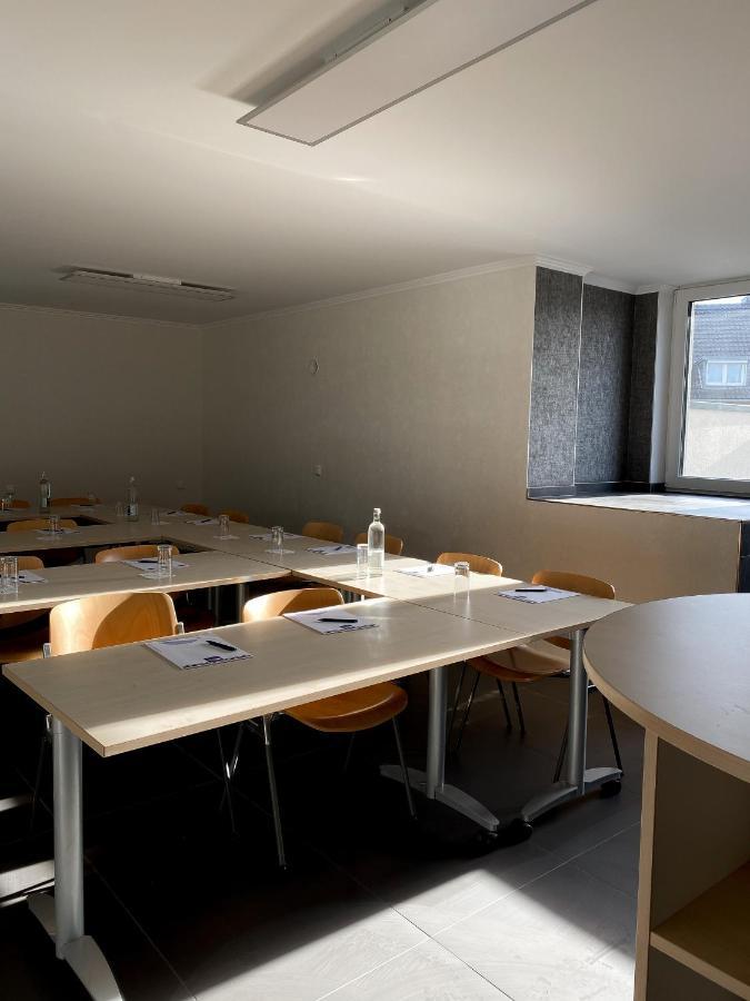 Mönchengladbach Mg-Quartier Hostel מראה חיצוני תמונה